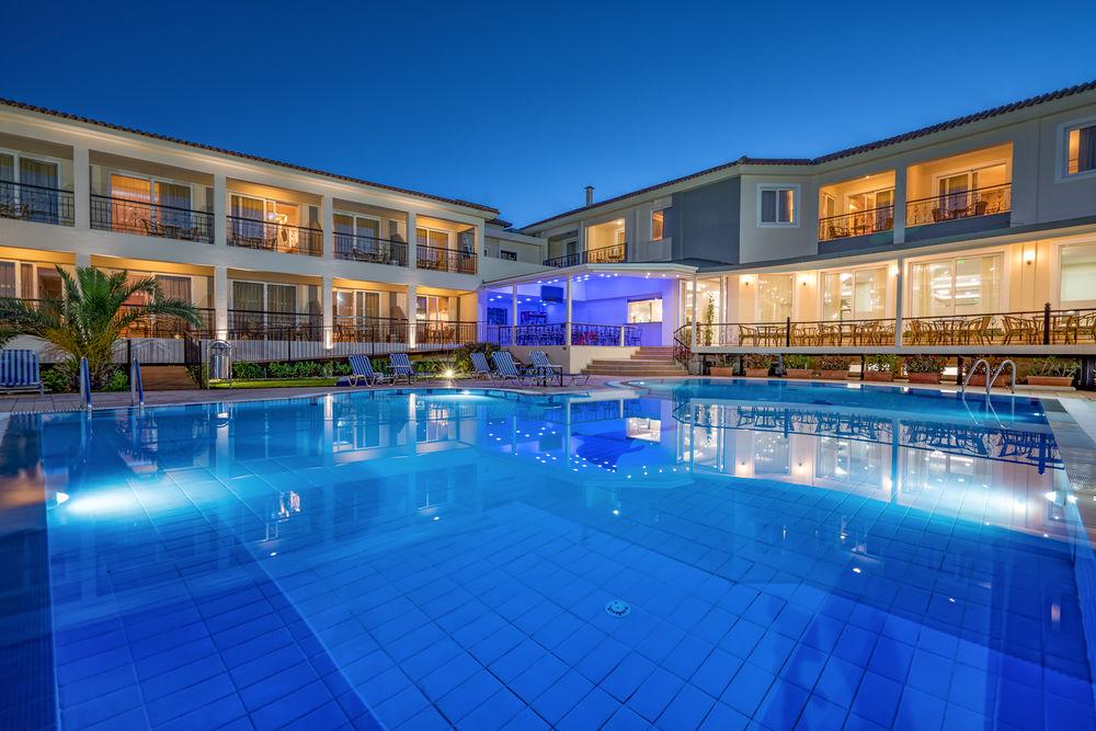 Park Hotel & Spa 蒂锡利维 外观 照片