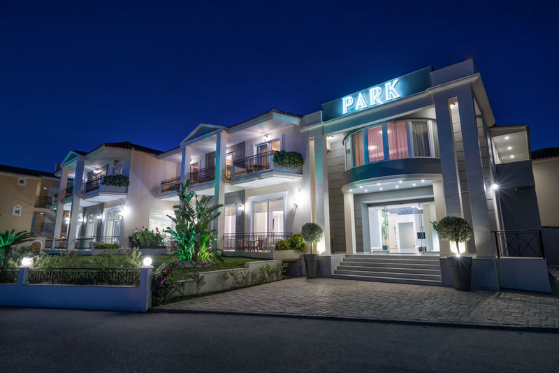 Park Hotel & Spa 蒂锡利维 外观 照片