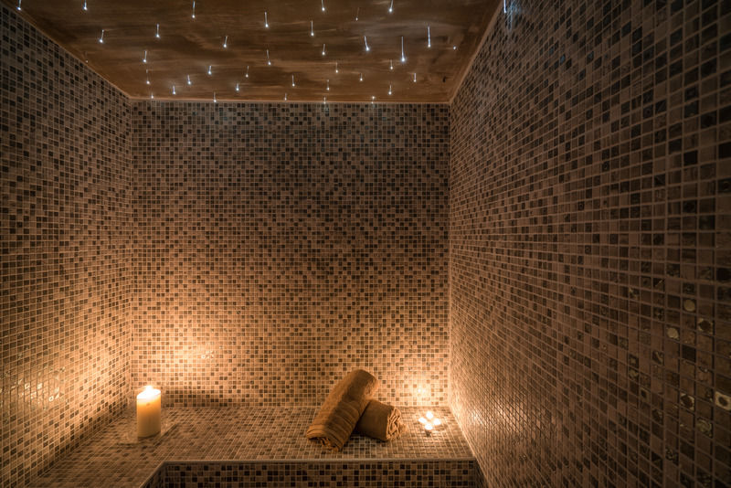 Park Hotel & Spa 蒂锡利维 外观 照片