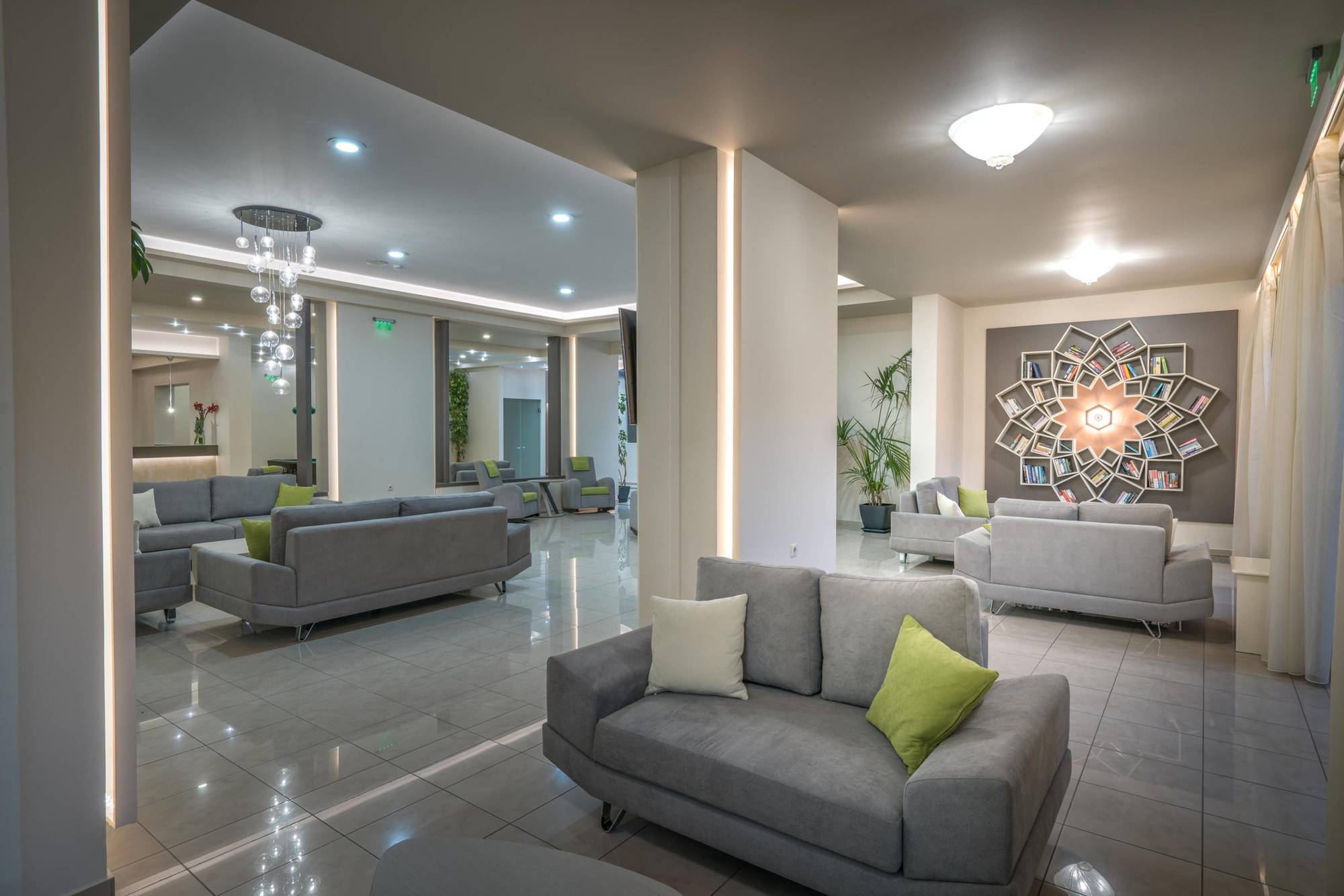 Park Hotel & Spa 蒂锡利维 外观 照片
