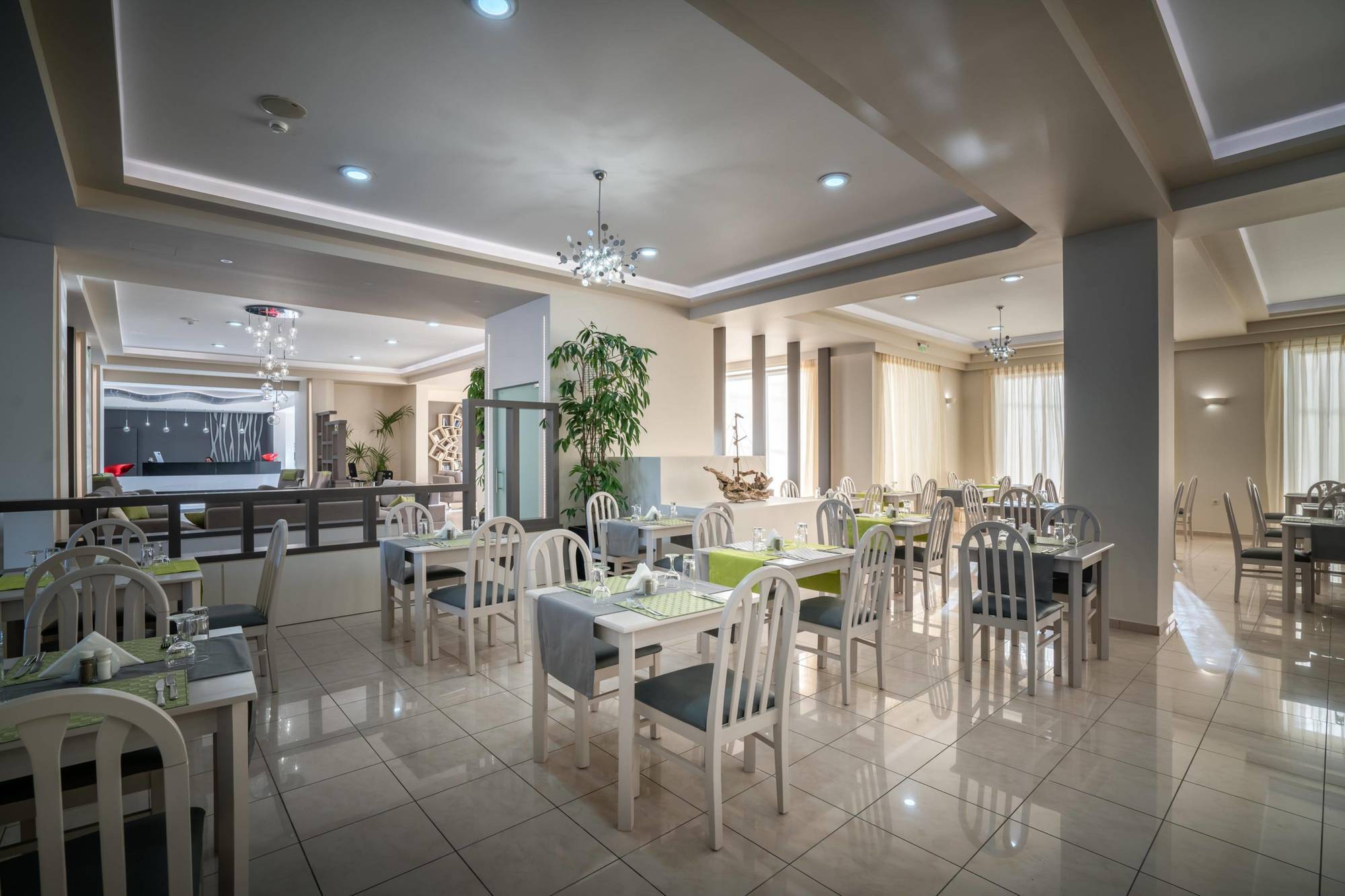 Park Hotel & Spa 蒂锡利维 外观 照片