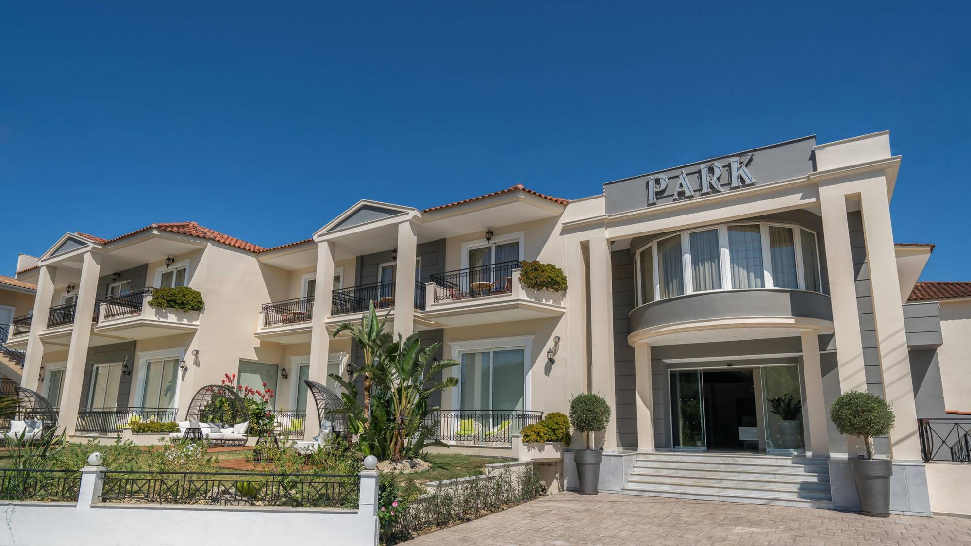 Park Hotel & Spa 蒂锡利维 外观 照片